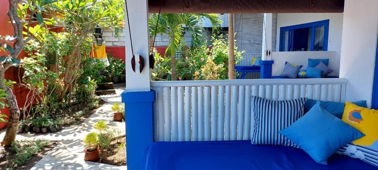 The Shooting Star Homestay Amed  Luaran gambar