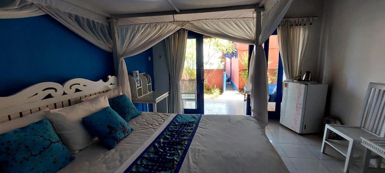 The Shooting Star Homestay Amed  Luaran gambar